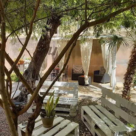 Liberty 900 Bed & Breakfast Catania