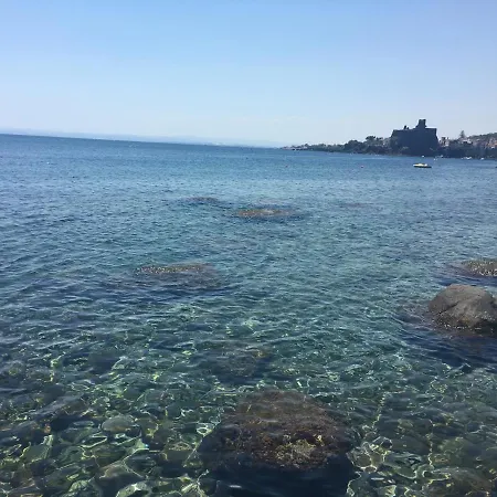 Bed & Breakfast Liberty 900 Katánie