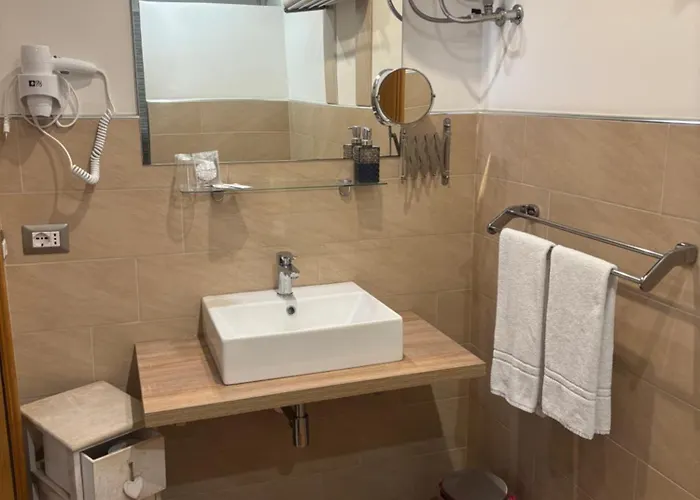 Frühstückspension Liberty 900 4*